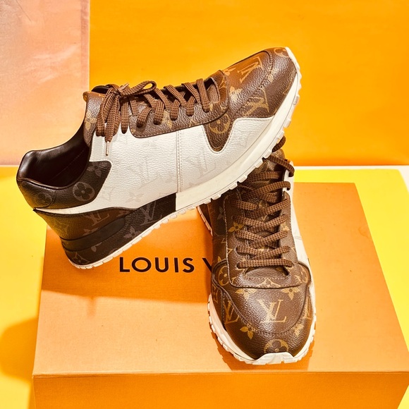 Louis Vuitton Other - Louis Vuitton Runaway Monogram Brown Black and White
